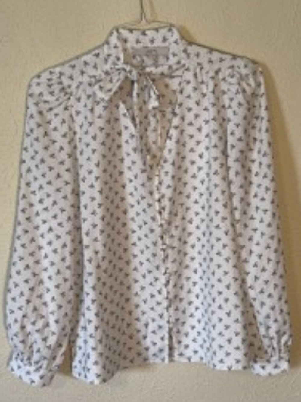 Loft Long Sleeve Button Front Black Bow Print Shirt, Size Medium